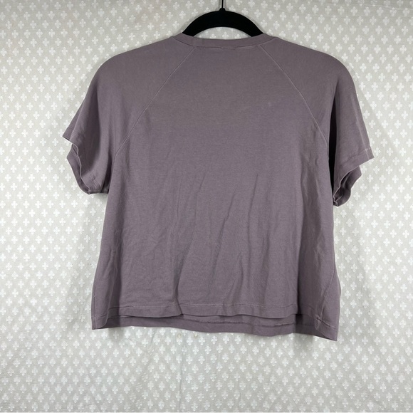 Skims Muted Purple Short Sleeve Cropped Top - Picture 5 of 5